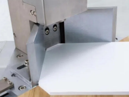 آلة قطع الزاوية